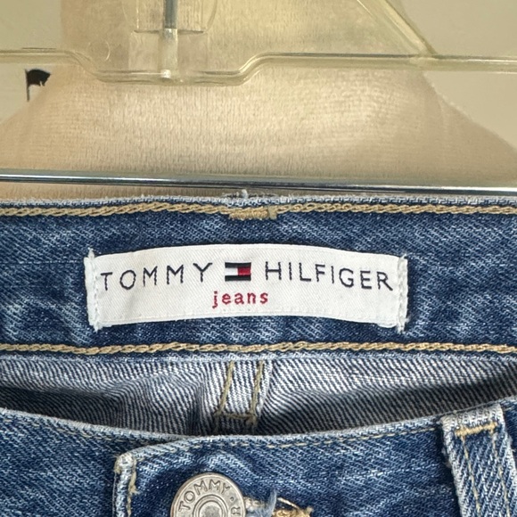 Vintage Tommy Hilfiger Classic Blue Jeans - Picture 2 of 8